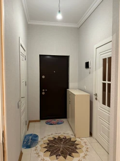 Satılır yeni tikili 2 otaqlı 42 m², Avtovağzal m.-4