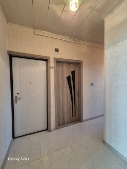 İcarə köhnə tikili 2 otaqlı 60 m², İnşaatçılar m.-4