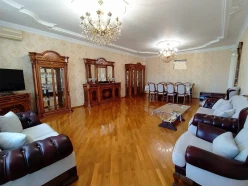 İcarə yeni tikili 5 otaqlı 250 m², Nərimanov r.-2