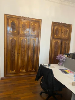 İcarə ofis 3 otaqlı 90 m², Səbail r.-8