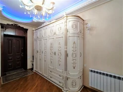 İcarə yeni tikili 5 otaqlı 250 m², Nərimanov r.-23