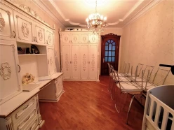 İcarə yeni tikili 5 otaqlı 250 m², Nərimanov r.-17