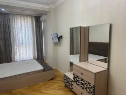 İcarə yeni tikili 2 otaqlı 80 m²,  Nəsimi-5