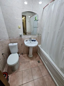 İcarə köhnə tikili 3 otaqlı 110 m²,  Səbail-11