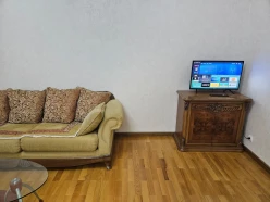 İcarə köhnə tikili 3 otaqlı 110 m²,  Səbail-2