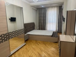 İcarə yeni tikili 2 otaqlı 80 m²,  Nəsimi-3