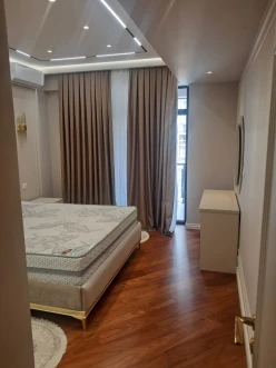 İcarə yeni tikili 22 otaqlı 66 m²,  Yasamal-3