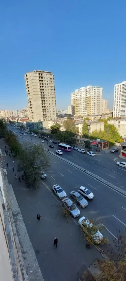 Satılır yeni tikili 3 otaqlı 80 m², İnşaatçılar m.-24