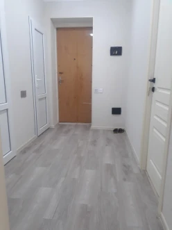 Satılır yeni tikili 3 otaqlı 80 m², İnşaatçılar m.-25