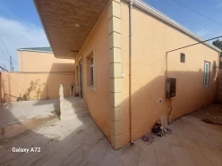 Satılır ev/villa 3 otaqlı 80 m², Hövsan q.-4 Satılır ev/villa 3 otaqlı 80 m², Hövsan q.-4