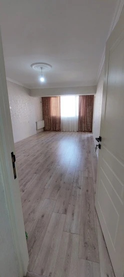 Satılır yeni tikili 3 otaqlı 80 m², İnşaatçılar m.-12