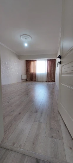 Satılır yeni tikili 3 otaqlı 80 m², İnşaatçılar m.-17