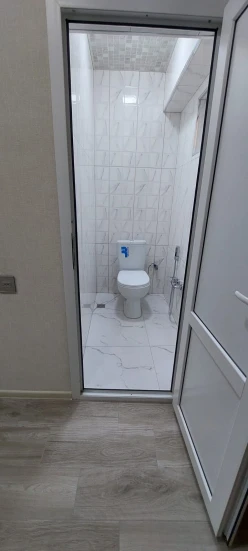 Satılır yeni tikili 3 otaqlı 80 m², İnşaatçılar m.-8