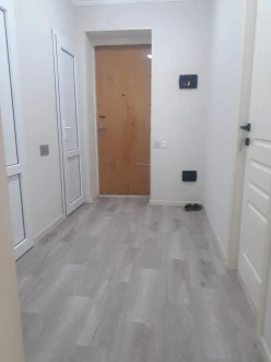 Satılır yeni tikili 3 otaqlı 80 m², İnşaatçılar m.-16