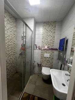 Satılır yeni tikili 2 otaqlı 75 m², İnşaatçılar m.-5