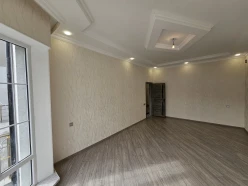 Satılır ev/villa 5 otaqlı 200 m², Binə q.-18