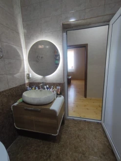 Satılır ev/villa 4 otaqlı 120 m², Binə q.-16