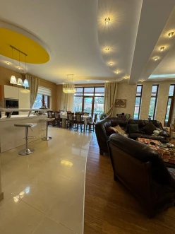 Satılır ev/villa 6 otaqlı 320 m², Şüvəlan q.-27