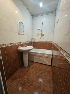 İcarə köhnə tikili 4 otaqlı 120 m²,  Azadlıq prospekti m.-6