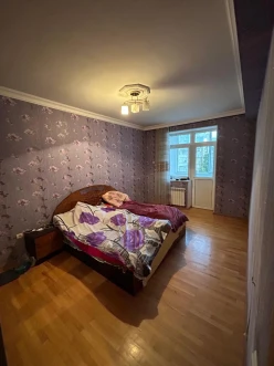 Satılır köhnə tikili 3 otaqlı 72 m²,  İnşaatçılar m.-6