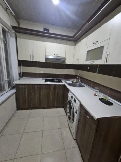 İcarə köhnə tikili 4 otaqlı 120 m²,  Azadlıq prospekti m.-4