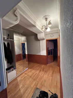 Satılır köhnə tikili 3 otaqlı 72 m²,  İnşaatçılar m.-3