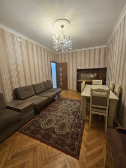 İcarə köhnə tikili 4 otaqlı 120 m²,  Azadlıq prospekti m.-15