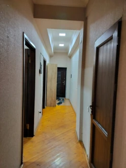 İcarə yeni tikili 2 otaqlı 76 m², İnşaatçılar m.-18