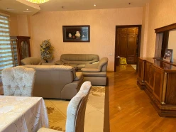 İcarə yeni tikili 3 otaqlı 135 m²,  Yasamal-5