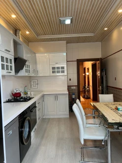 İcarə yeni tikili 3 otaqlı 135 m²,  Yasamal-2