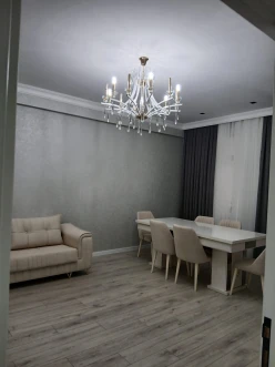 İcarə yeni tikili 2 otaqlı 139 m²,  28 May m.-3