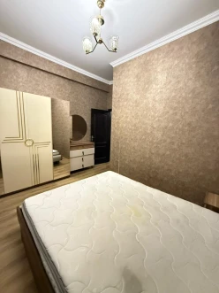 İcarə yeni tikili 2 otaqlı 60 m²,  İnşaatçılar m.-18