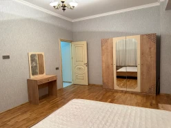 İcarə yeni tikili 3 otaqlı 90 m²,  İnşaatçılar m.-3