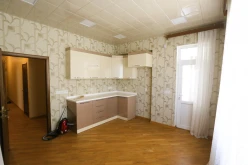 Satılır yeni tikili 3 otaqlı 135 m², İnşaatçılar m.-16 Satılır yeni tikili 3 otaqlı 135 m², İnşaatçılar m.-16