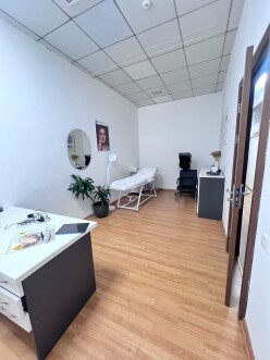 İcarə ofis 6 otaqlı 131 m², 28 May m.-2 İcarə ofis 6 otaqlı 131 m², 28 May m.-2