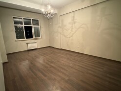 Satılır yeni tikili 2 otaqlı 75 m²,  Həzi Aslanov m.-4