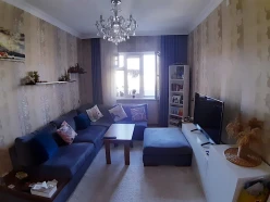 Satılır köhnə tikili 3 otaqlı 80 m², Əhmədli q-19