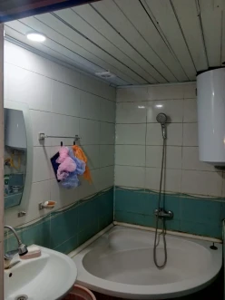 Satılır köhnə tikili 3 otaqlı 75 m²,  İnşaatçılar m.-2