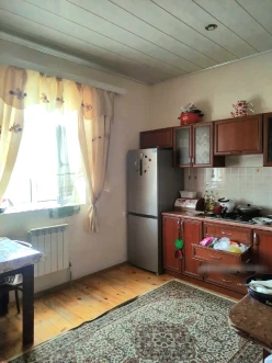 Satılır bağ evi 240 m²,  Avtovağzal m.-7