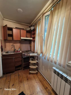 Satılır köhnə tikili 3 otaqlı 55 m²,  İnşaatçılar m.-10