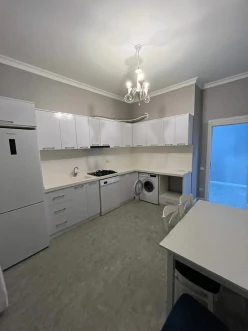 İcarə yeni tikili 2 otaqlı 65 m², Əhmədli m.-7