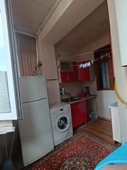 Satılır yeni tikili 2 otaqlı 50 m², İnşaatçılar m.-13