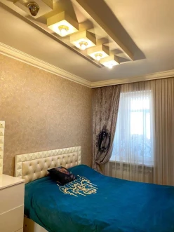 Satılır köhnə tikili 3 otaqlı 90 m², 28 May m.-4