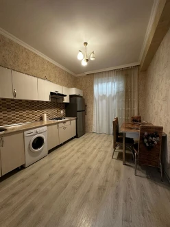 İcarə yeni tikili 4 otaqlı 144 m²,  İnşaatçılar m.-8