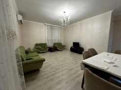 Near İnşaatçılar metro station, 4-room new building, 144 m² – For sale