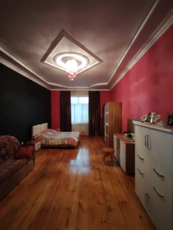 Satılır ev/villa 6 otaqlı 200 m²,  Gəncə-9