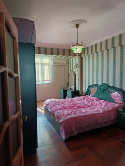 Станция метро «Академия наук», новая 3-комнатная квартира, 100 м² – продаётся.