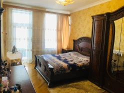 Satılır yeni tikili 3 otaqlı 150 m², Gənclik m.-4