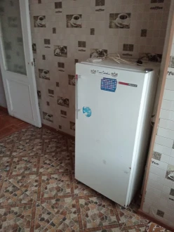 İcarə köhnə tikili 2 otaqlı 50 m², Azadlıq prospekti m.-10