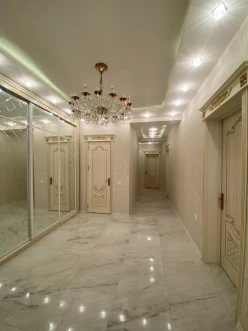 İcarə yeni tikili 4 otaqlı 210 m²,  28 May m.-10